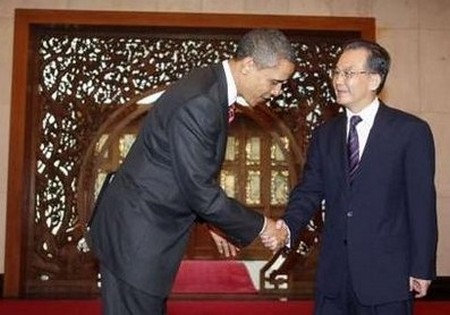 Obama Bows to Communist Chinese Leader